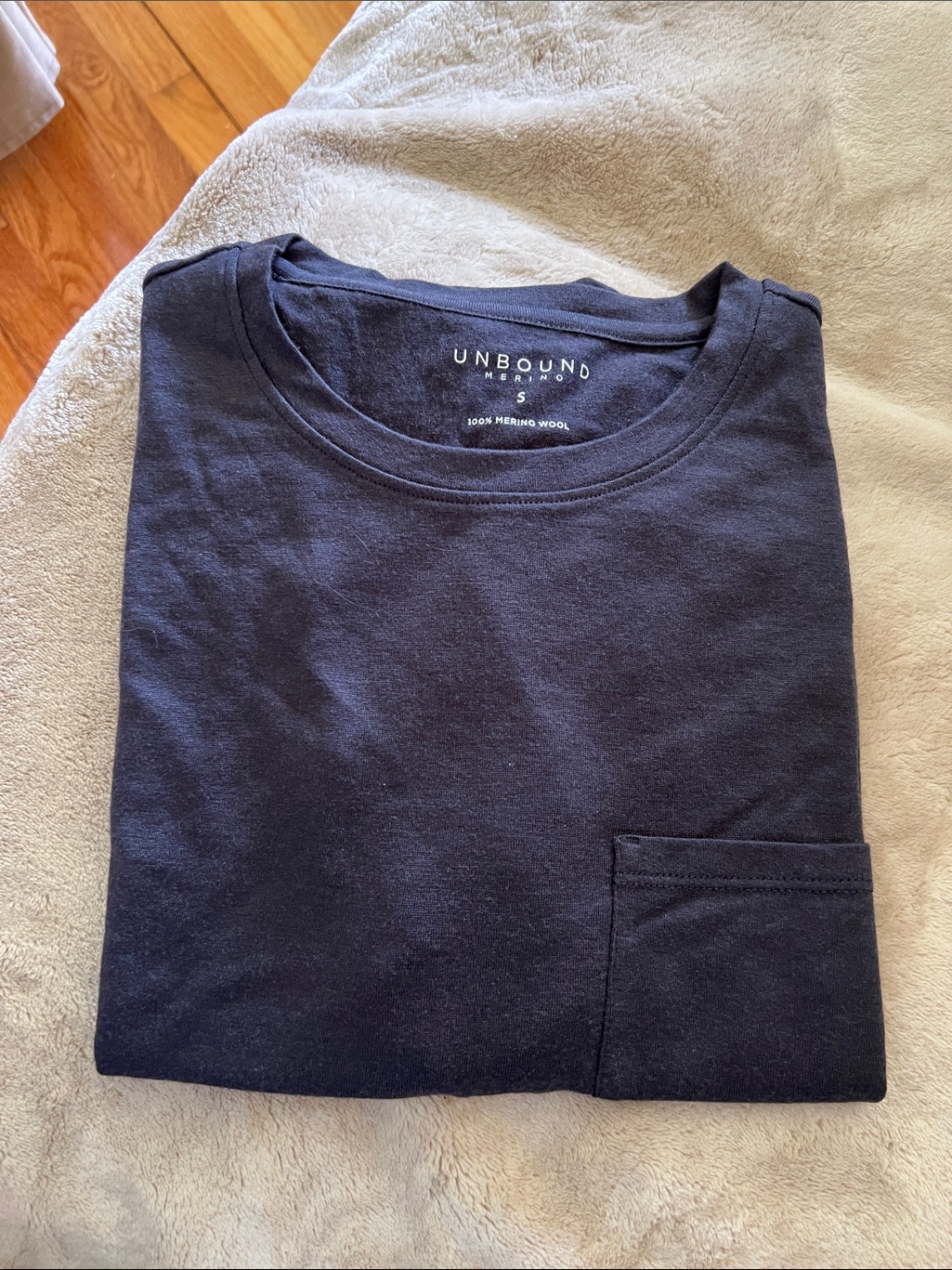Unbound Merino Women’s Merino Boxy Short Sleeve Pocket Tee Nwot — image 5 of 8